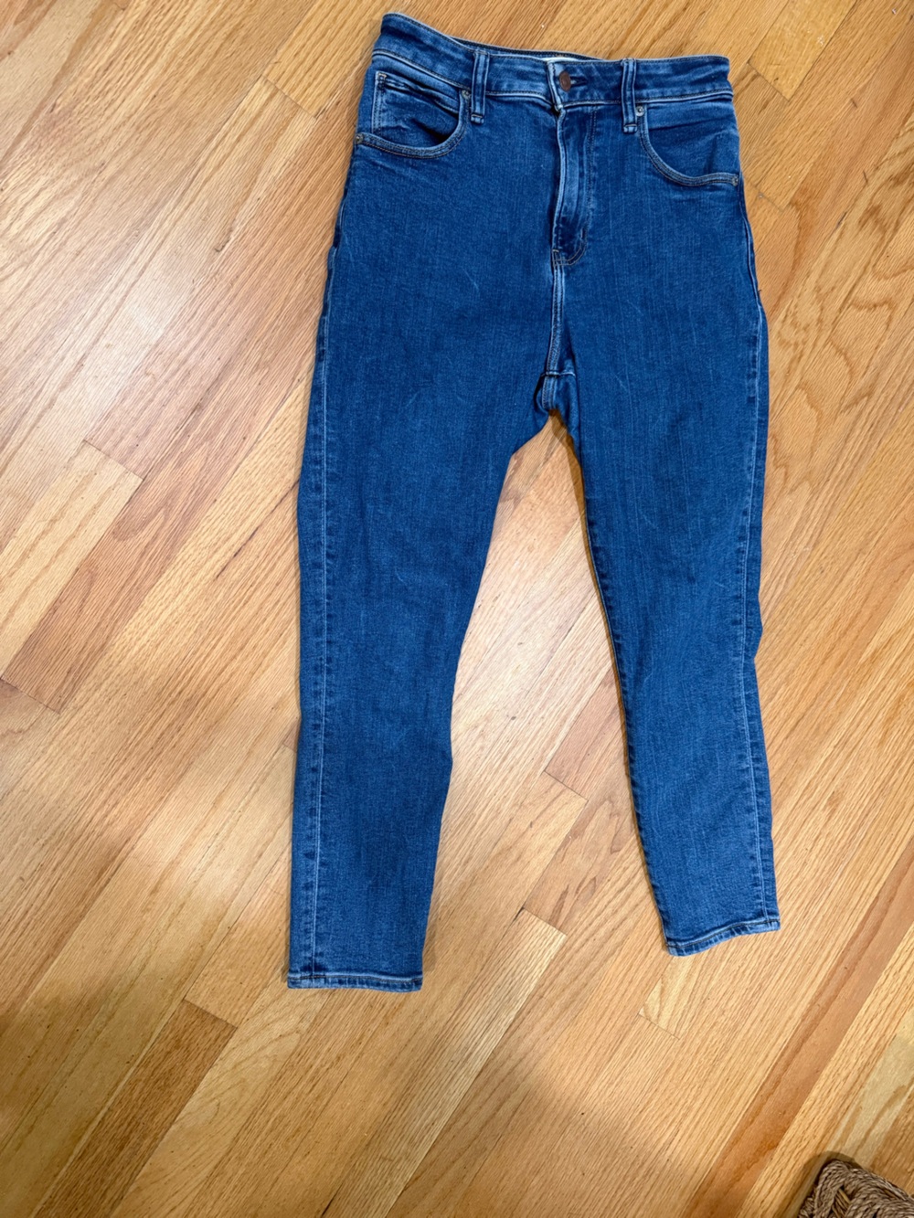 Abercrombie & Fitch Dark Blue Ankle Jeans